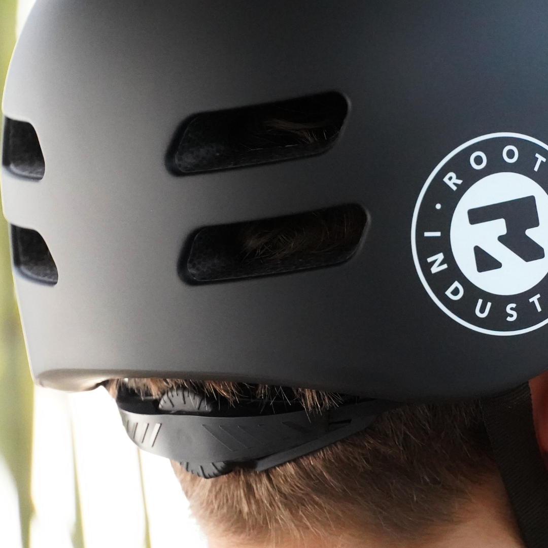 Root Industries The Edge Pro Helmet - Black