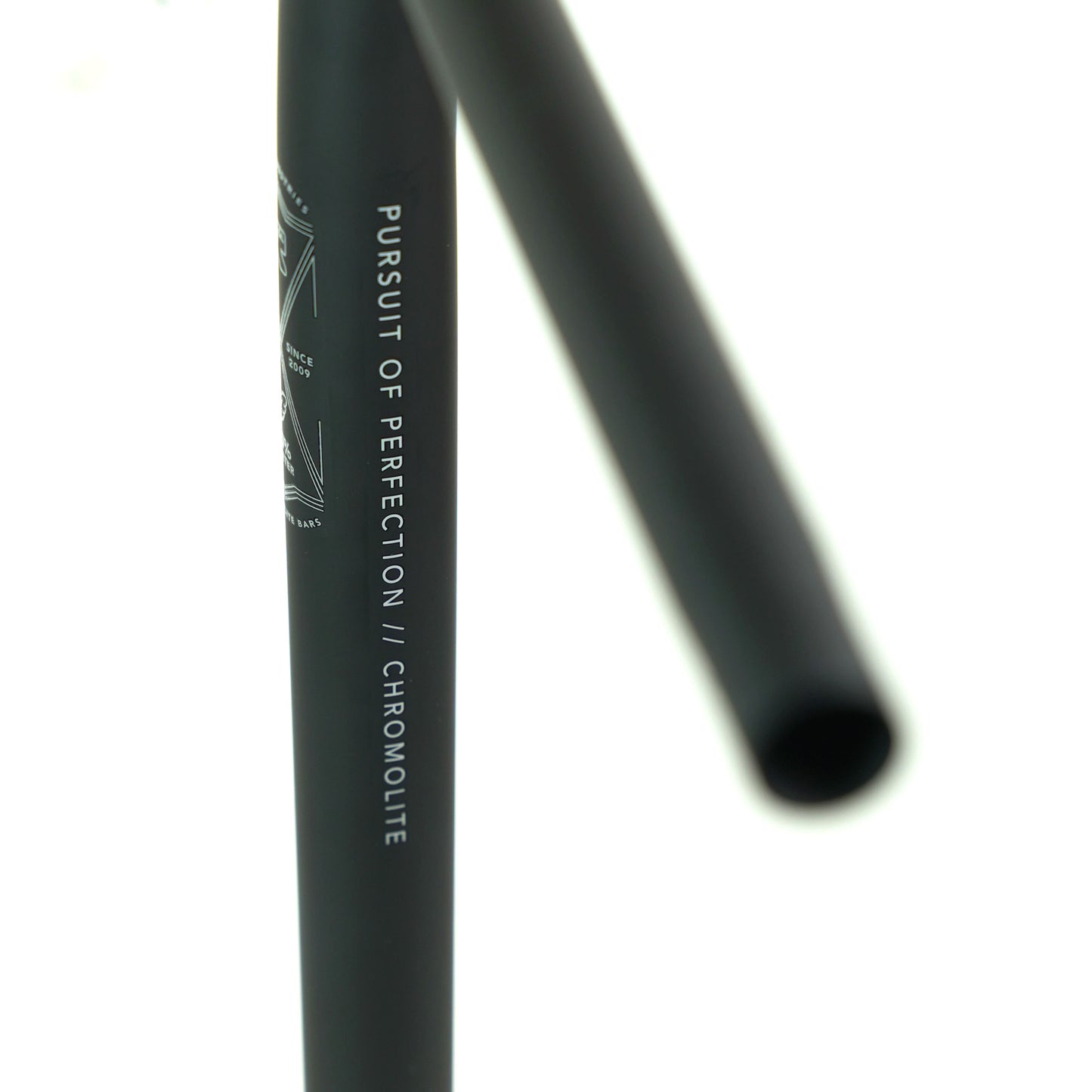Root Industries CHROMOLITE 720mm T-Bar